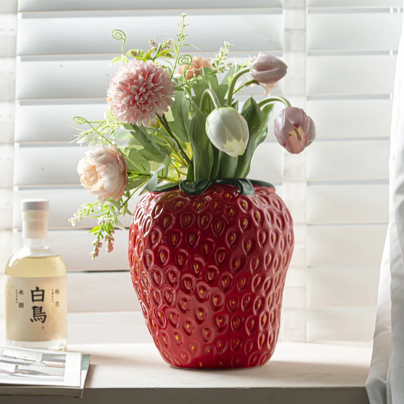 Ugly Strawberry Vase - Image 3