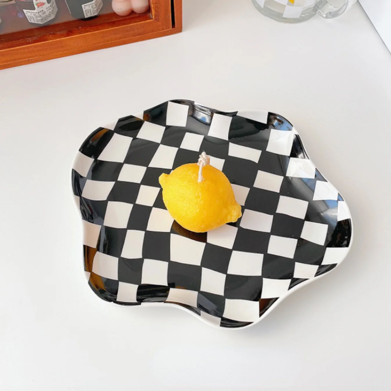 Wavy Edge Checkerboard Tray - Black, Green - Image 6