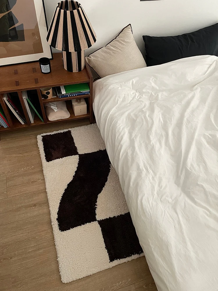 Wavy Grid Mini Rug - Image 5