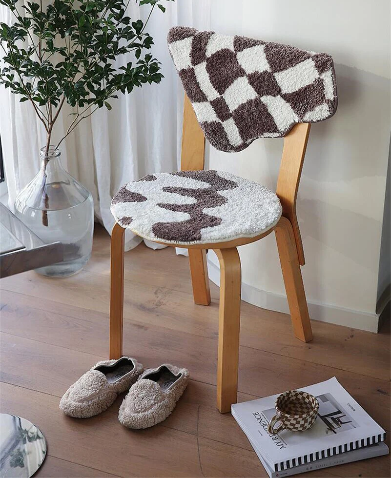 Wavy Grid Seat Cushion - Image 4