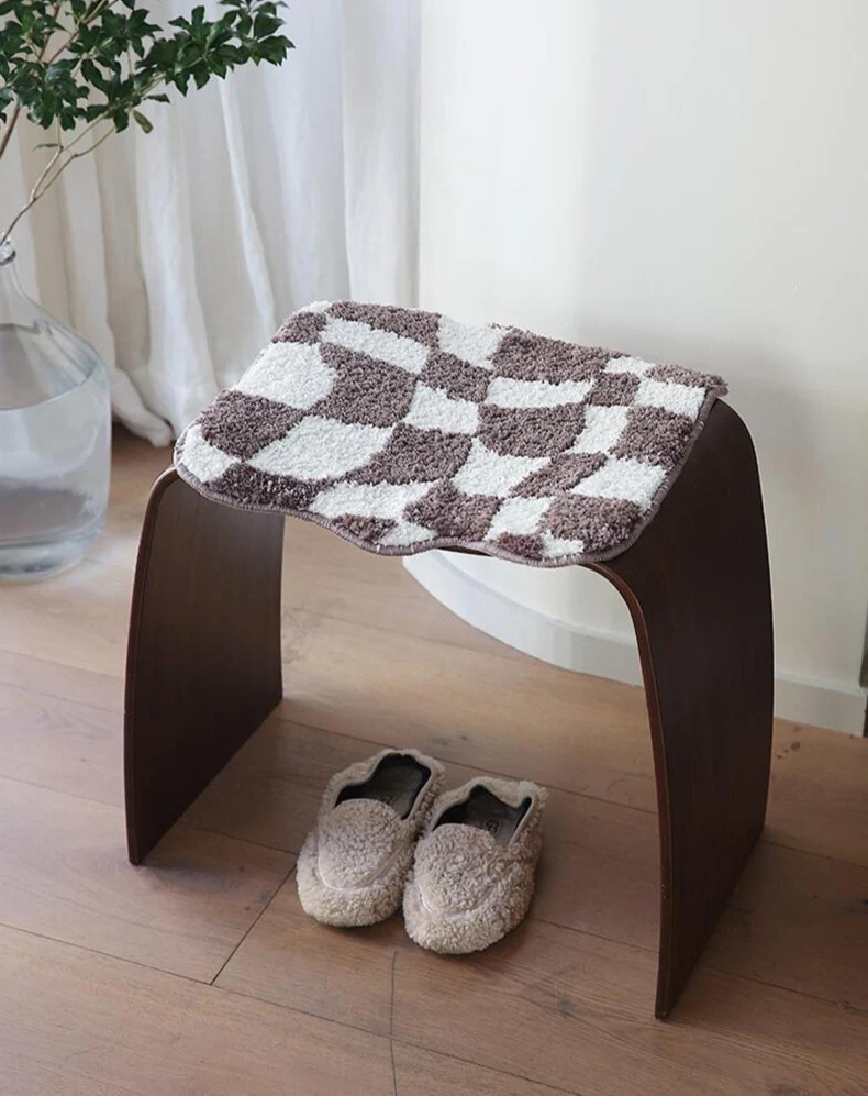 Wavy Grid Seat Cushion - Image 8