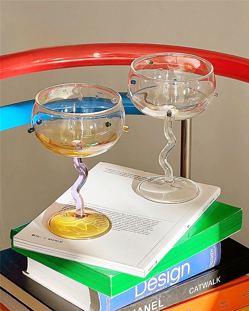 Wavy Handle Globe Wine Glass with Dots - Image 4