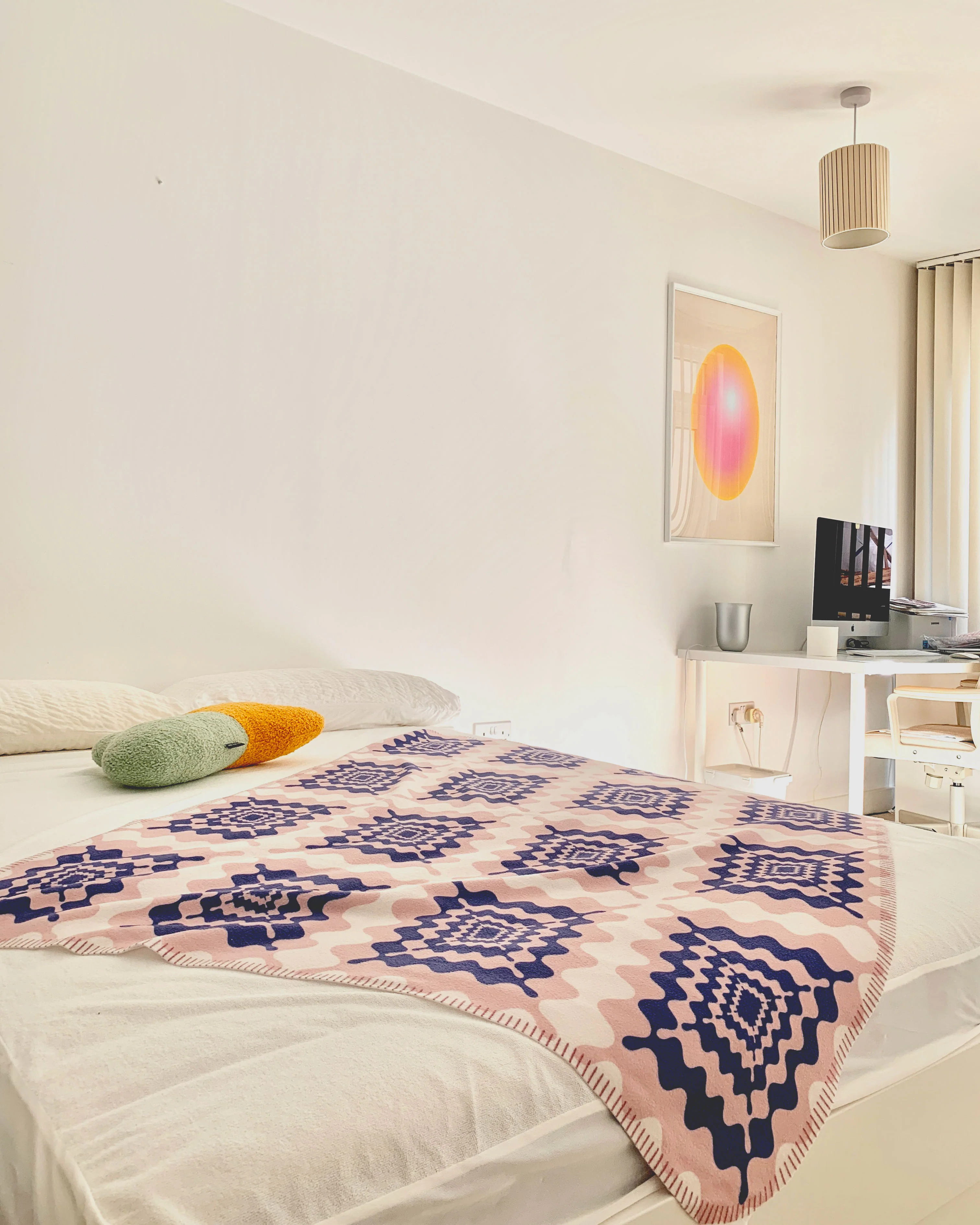 Wavy Pink & Blue Throw