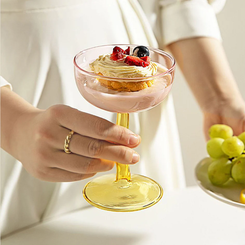 WAVY WINE GLASS - Image 2